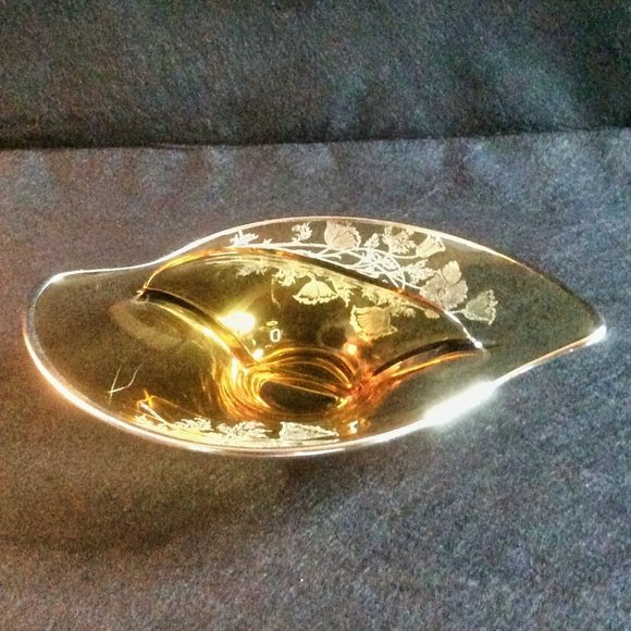 Vintage Amber Divided Dish Silver Flower Rim Plate Curved Tray Unique Home Decor - Picture 2 of 7